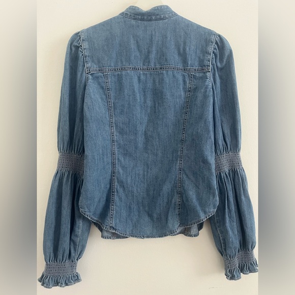 VERONICA BEARD JEANS Dalton Smocked Sleeve Denim Chambray Shirt Sz 2 boho wester - Picture 2 of 7